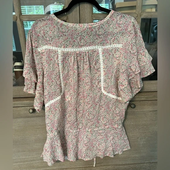 Wit & Wisdom floral blouson button from top with crochet detail- M - Picture 2 of 4